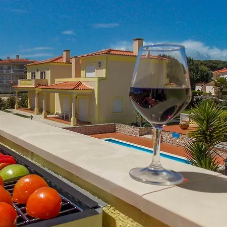 Del Rei Pool View Апартаменты